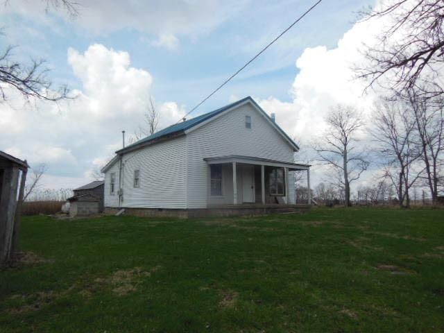 833 Fairfield Road Xenia, IL 62899 - Photo 4 of 7 Gallery Image 4