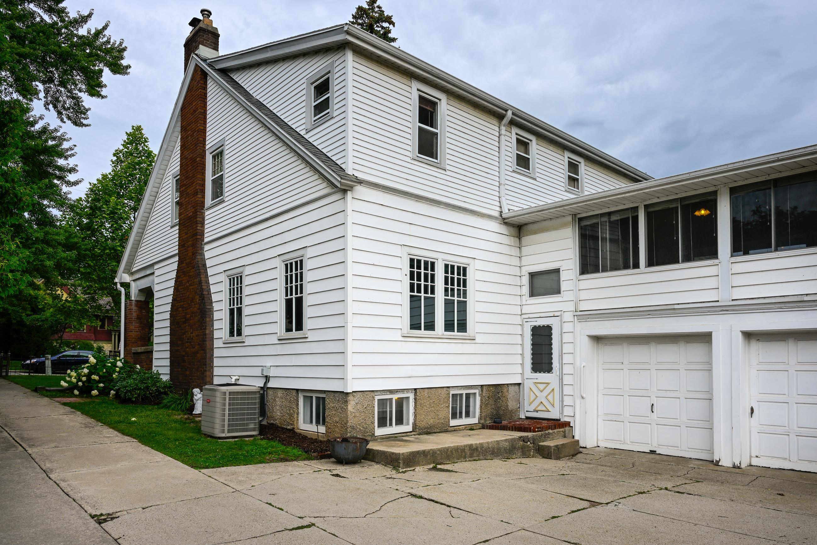 215 Lathrop Street Madison, WI 53726 - Photo 10 of 83