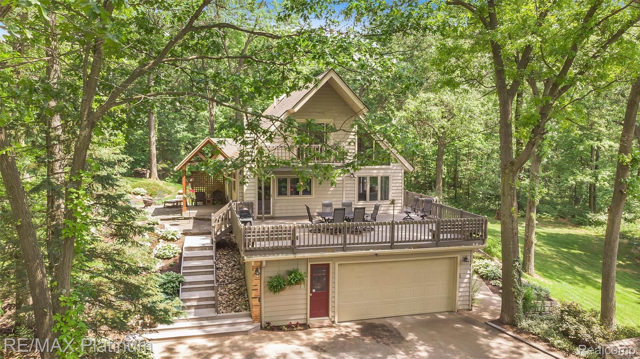 3196 Swarthout Road Pinckney, MI 48169 - Photo 30 of 44 Beautiful Setting