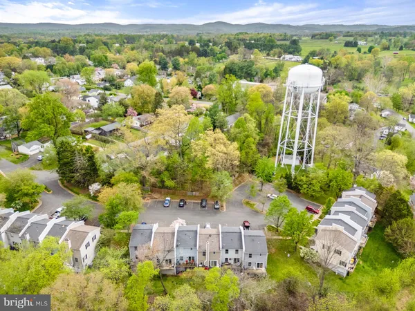 $499,900 | 12 Stonewall Court, Middleburg, VA 20117