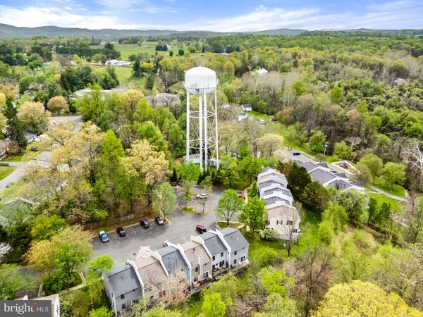 $499,900 | 12 Stonewall Court, Middleburg, VA 20117