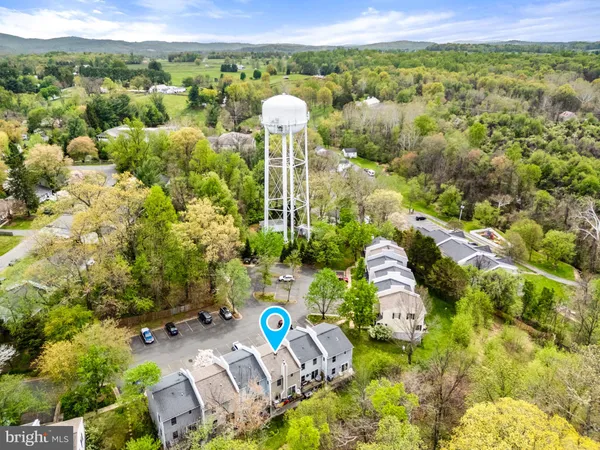 $499,900 | 12 Stonewall Court, Middleburg, VA 20117