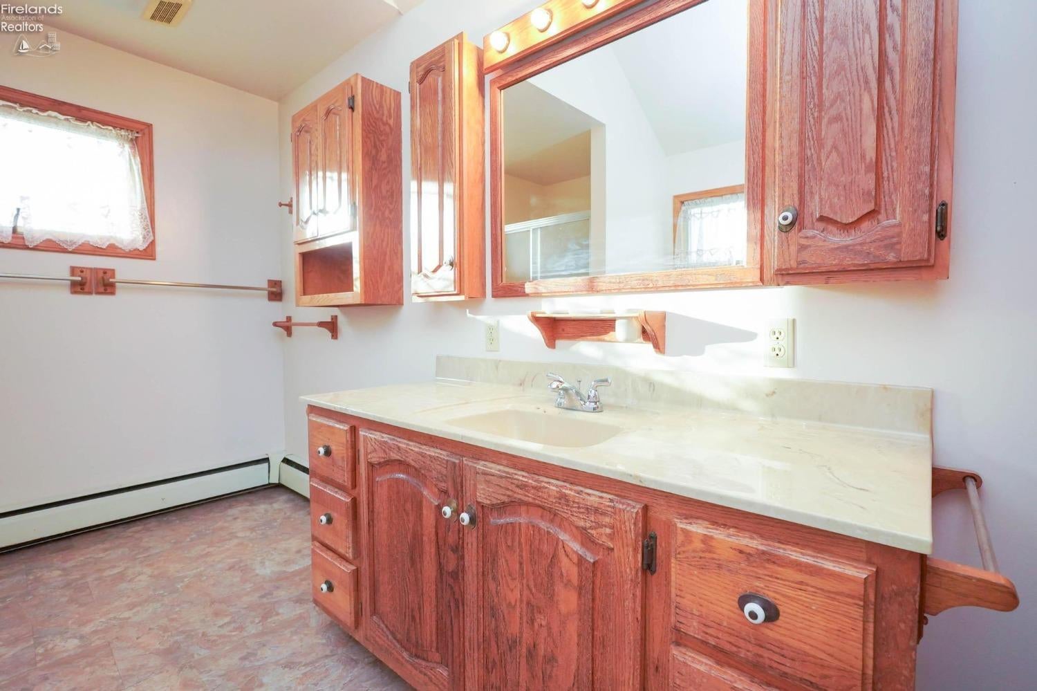 1422 Morrison Road Fremont, OH 43420 - Photo 26 of 68 Gallery Image 26