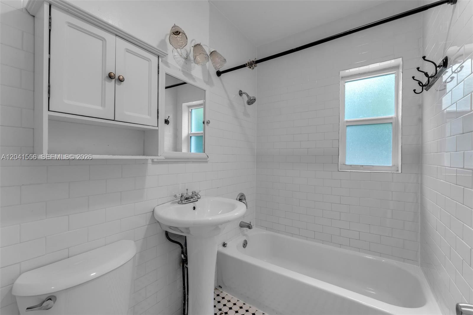 421 Northwest 105th Street, Unit 421 Miami, FL 33150 - Photo 14 of 30