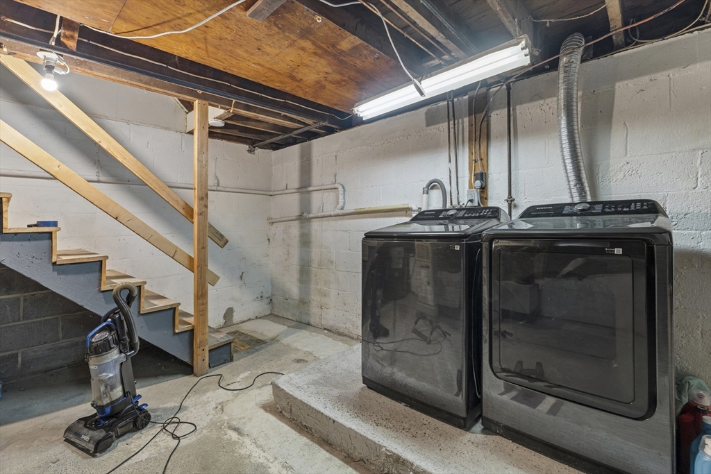 19-21 Bursley Road Weymouth, MA 02191 - Photo 15 of 33