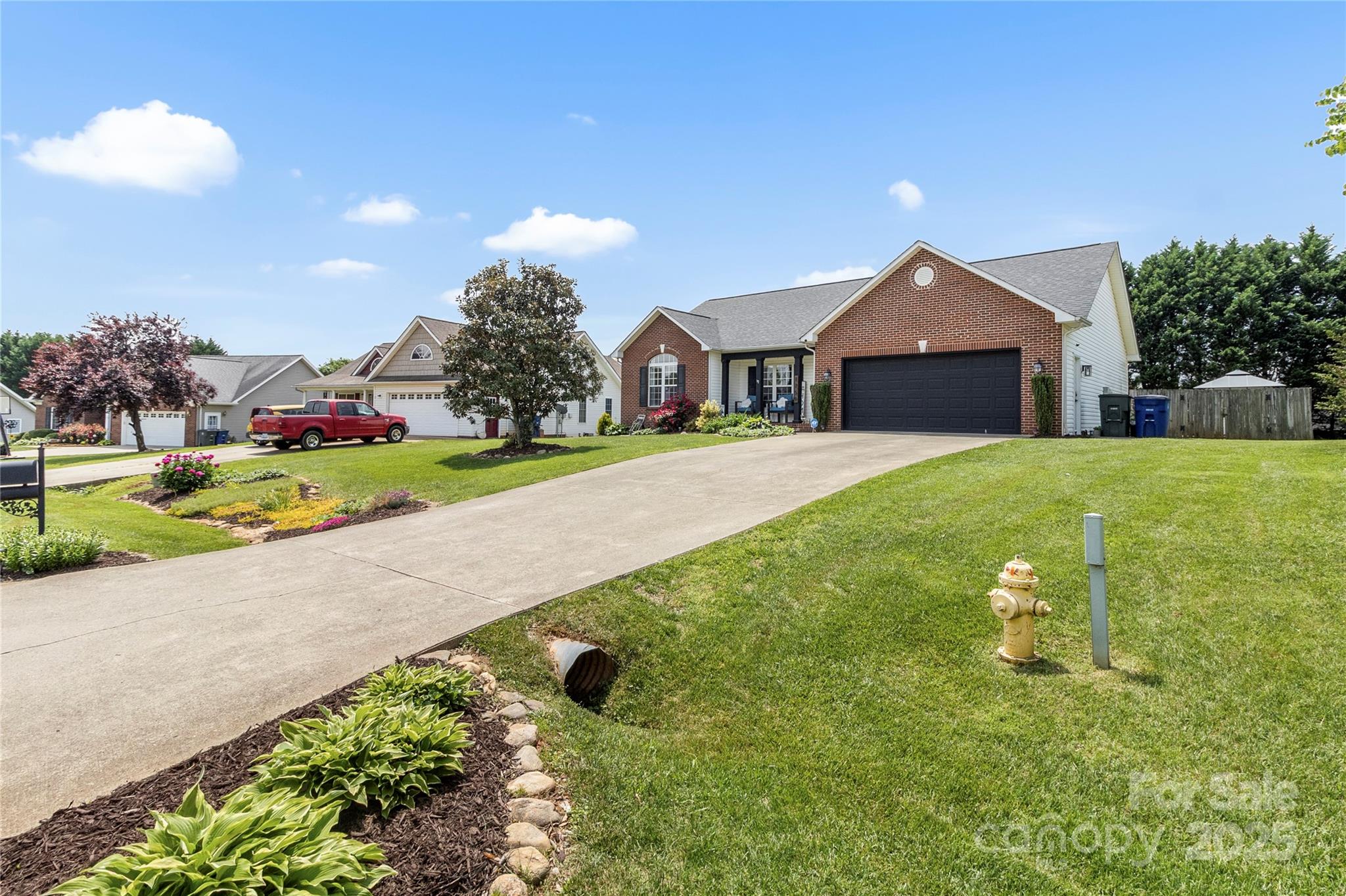 1759 Northwest Pipers Ridge Circle Conover, NC 28613 - Photo 3 of 46 Gallery Image 3