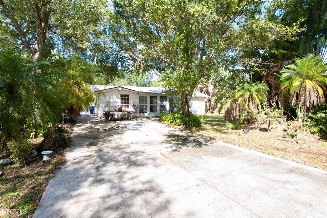 1531 Brewer Road North Fort Myers, FL 33917 - Photo 3 of 24