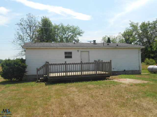 7576 Oatman Road Avoca, MI 48006 - Photo 4 of 15 31114016-3.JPG