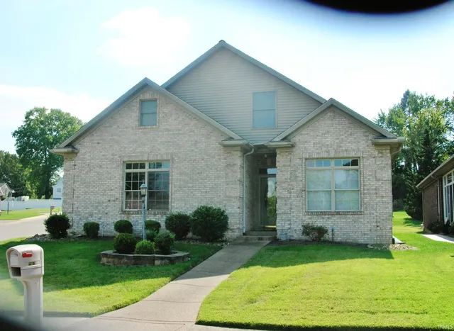 $364,900 | 2901 Betsy Court, Evansville, IN 47720