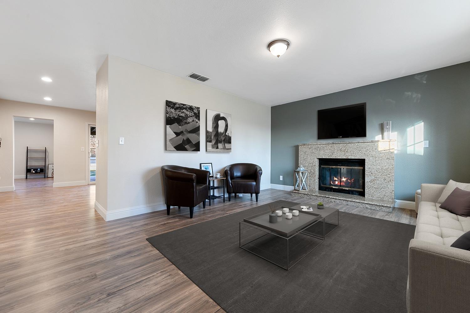 1401 Adanac Way Madera, CA 93638 - Photo 2 of 14