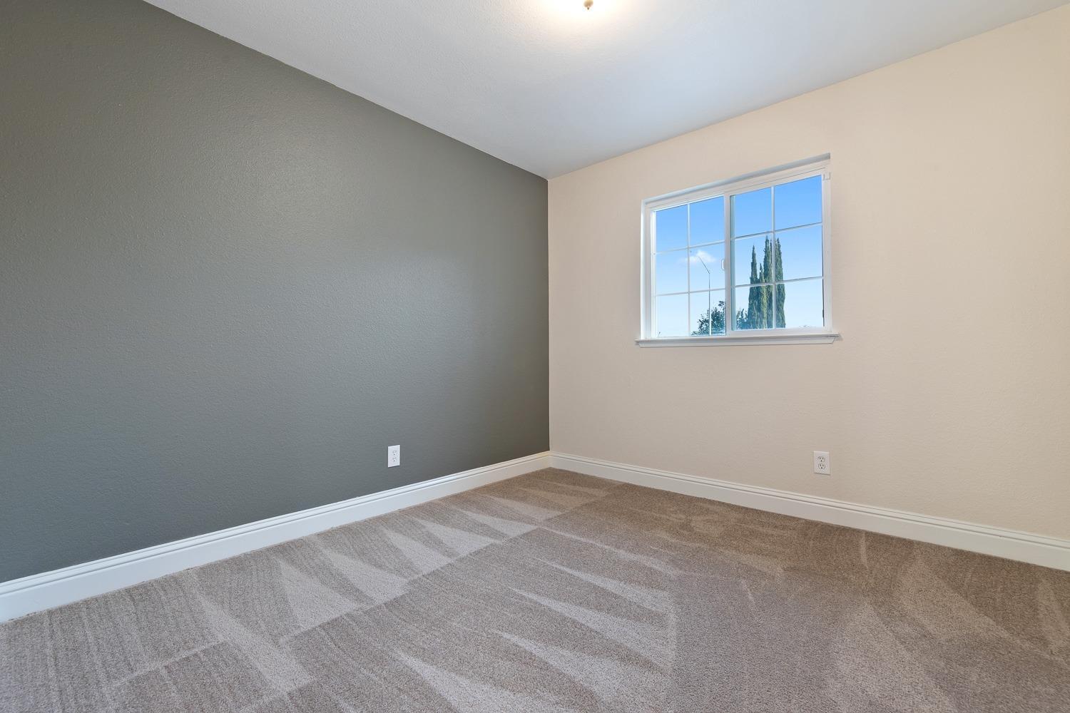 1401 Adanac Way Madera, CA 93638 - Photo 5 of 14