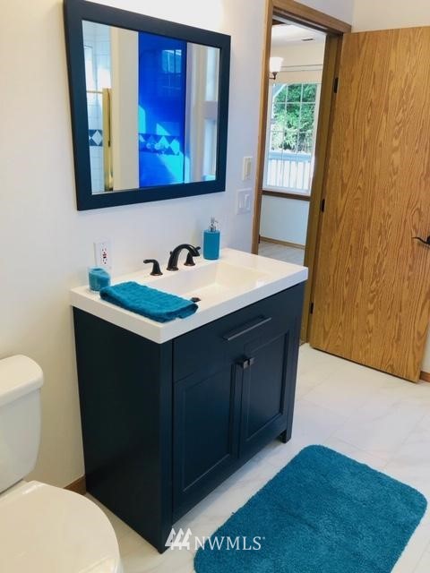 4443 East Grapeview Loop Road Allyn, WA 98524 - Photo 11 of 20 Gallery Image 11
