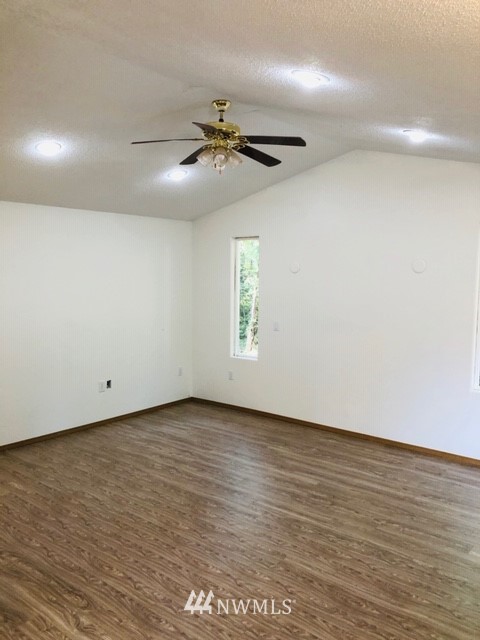 4443 East Grapeview Loop Road Allyn, WA 98524 - Photo 10 of 20 Gallery Image 10
