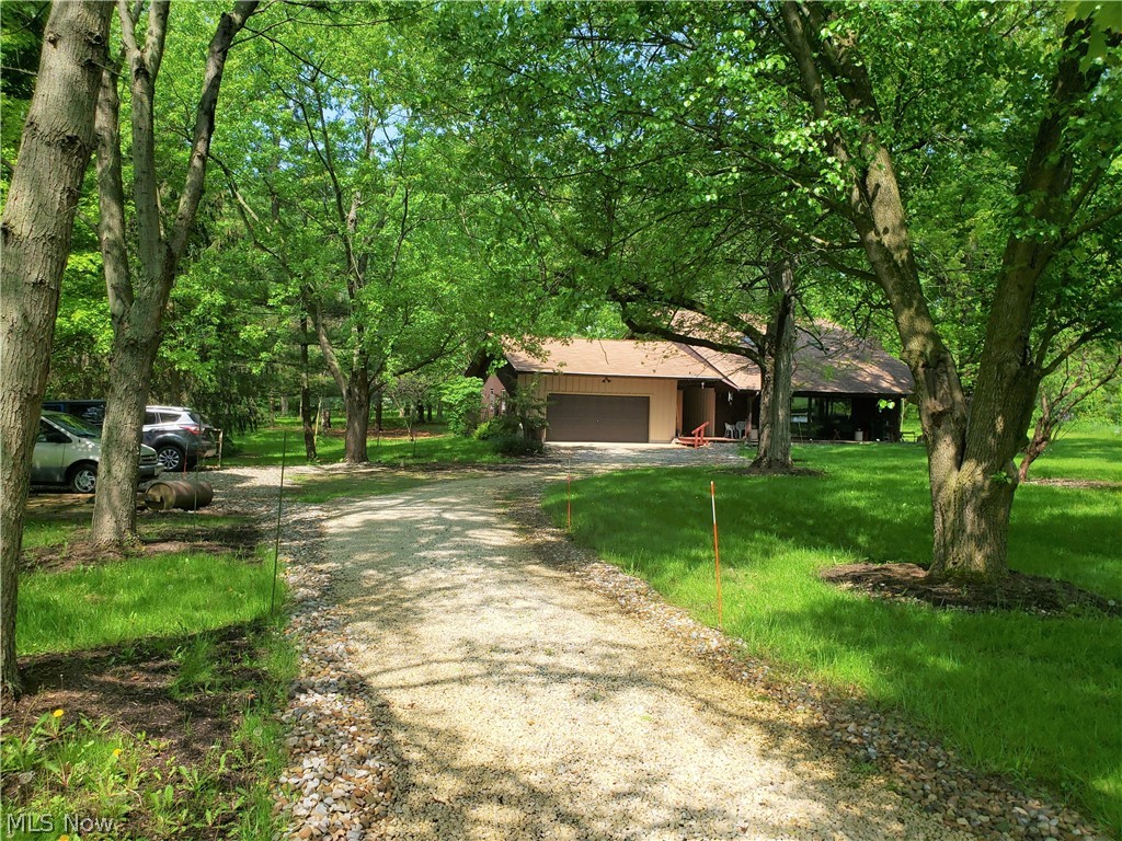 24470 Foster Road Wellington, OH 44090 - Photo 2 of 19 Gallery Image 2