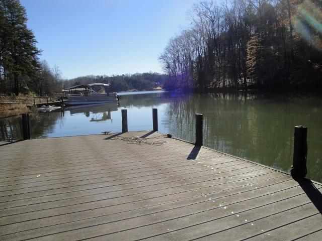 319 Amethyst Way Seneca, SC 29672 - Photo 3 of 25 Gallery Image 3