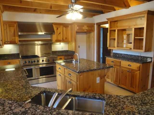 319 Amethyst Way Seneca, SC 29672 - Photo 9 of 25 Gallery Image 9