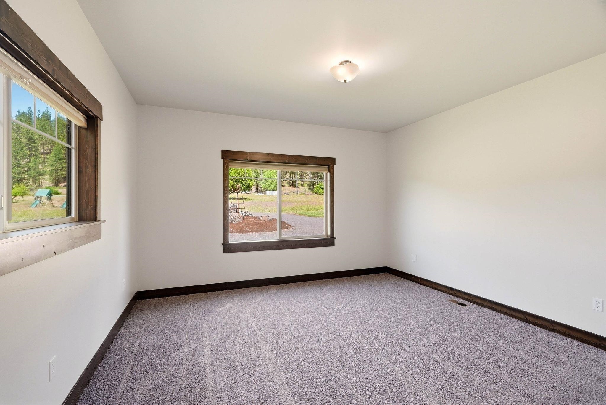 10638 South Hangman Valley Road Spokane, WA 99224 - Photo 33 of 49