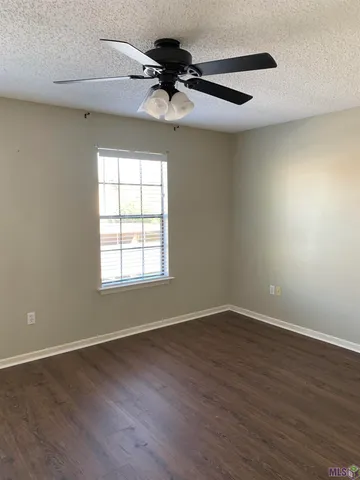 $1,350 | 10049 Jefferson Highway, Baton Rouge, LA 70809