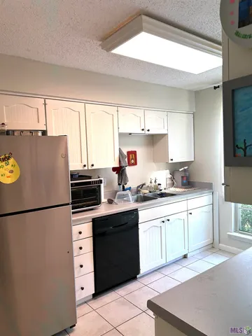 $1,350 | 10049 Jefferson Highway, Baton Rouge, LA 70809