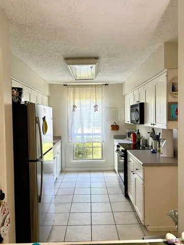 $1,350 | 10049 Jefferson Highway, Baton Rouge, LA 70809