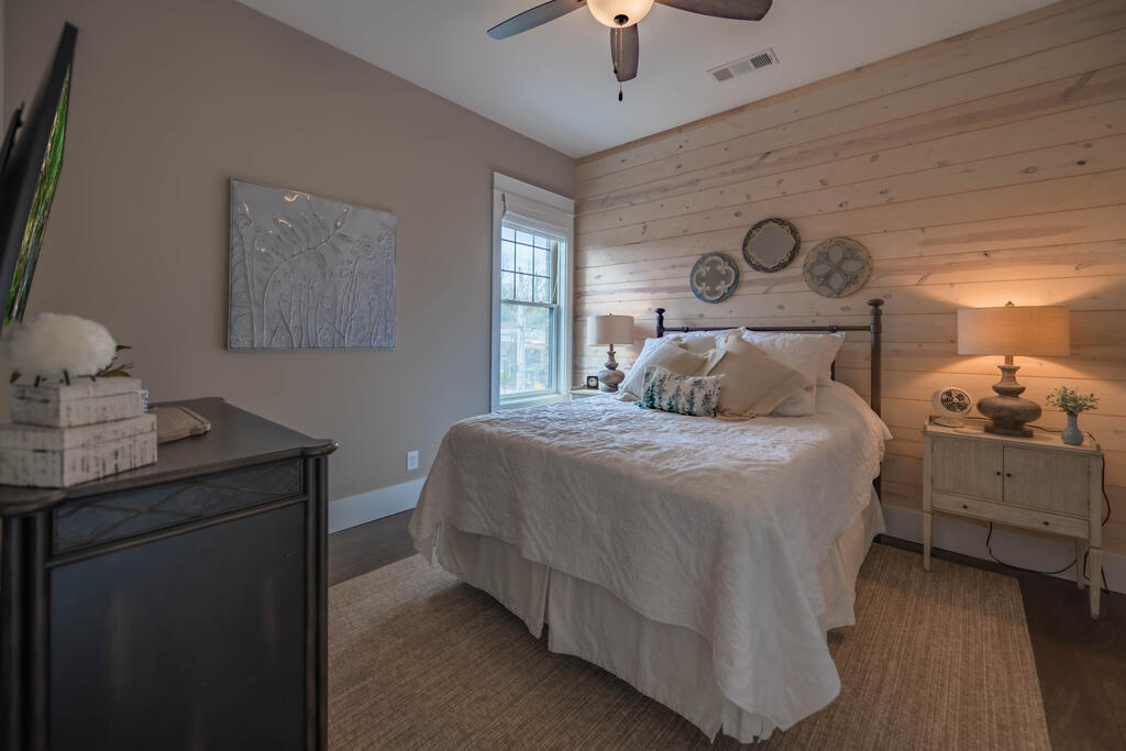 116 West Main Street, Unit 3E Blue Ridge, GA 30513 - Photo 12 of 22 Gallery Image 12