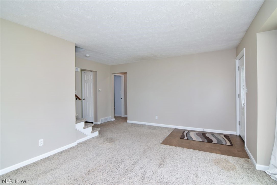 1190 Belrose Road Mayfield Heights, OH 44124 - Photo 8 of 44