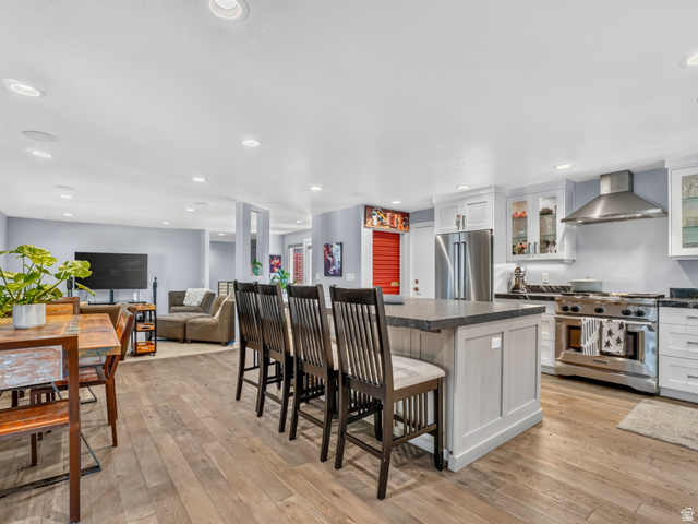 2505 Robidoux Road Sandy, UT 84093 - Photo 4 of 57