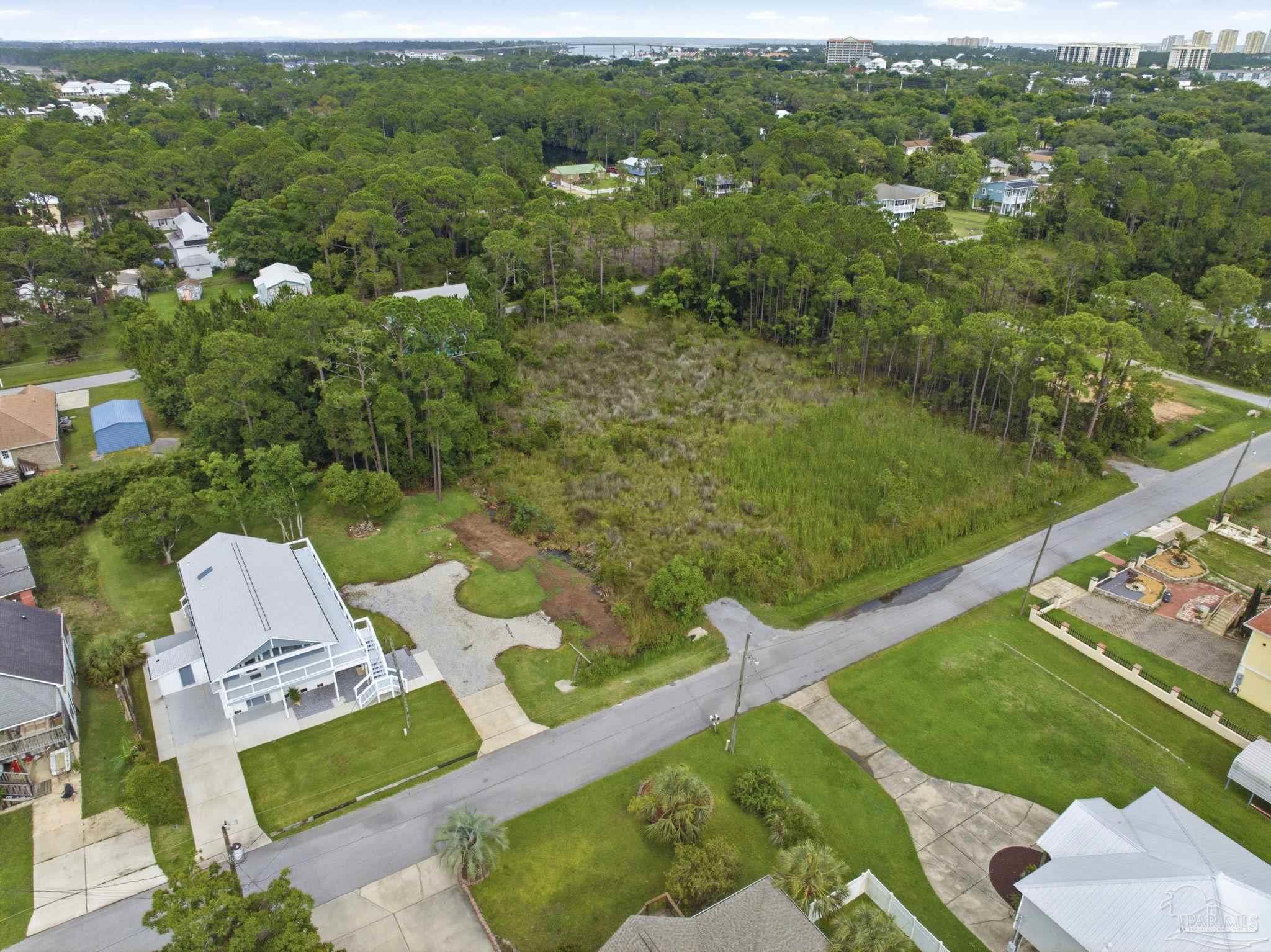 5520 Bob O Link Road Pensacola, FL 32507 - Photo 4 of 9