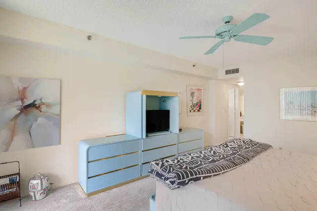 $3,900 | 5279 Fountains Drive South, Unit 305, Lake Worth, FL 33467