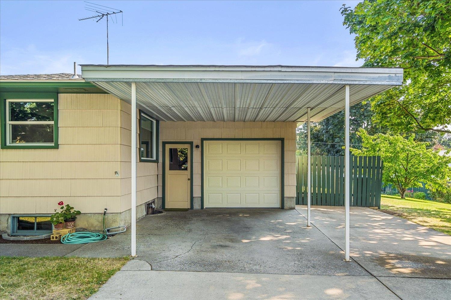 1314 North Elton Road Spokane Valley, WA 99212 - Photo 5 of 42
