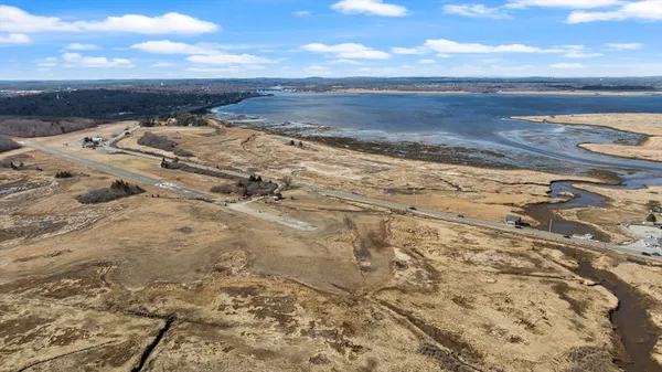 $895,000 | 28-30 Plum Island Turnpike, Newbury, MA 01951