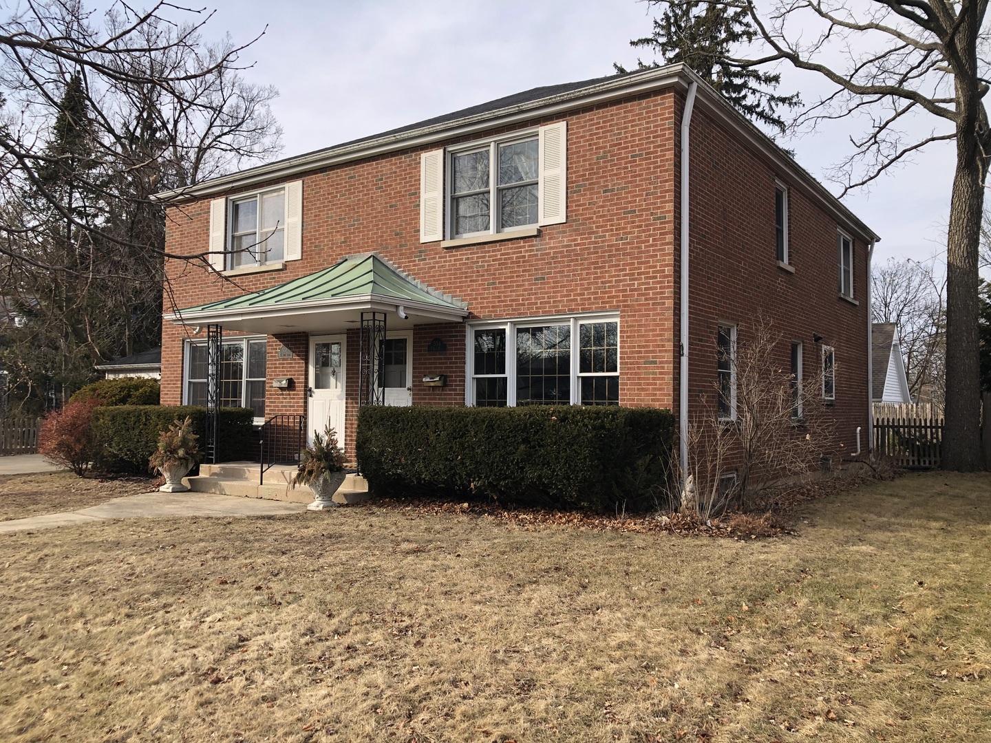 552 Ryan Place Lake Forest, IL 60045 - Photo 2 of 13