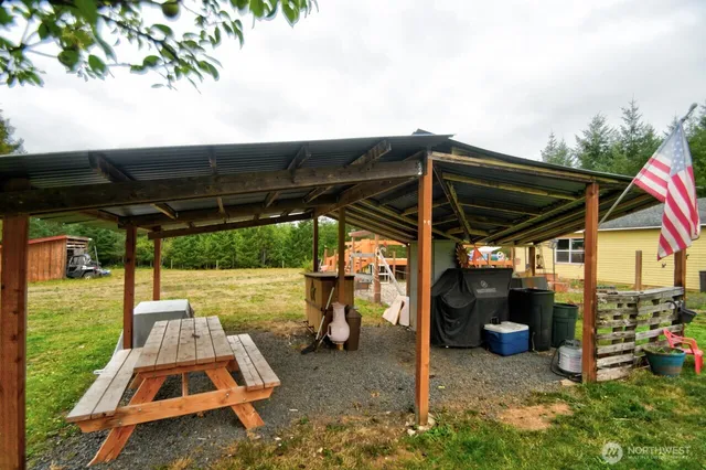 a view of outdoor space yard and patio
