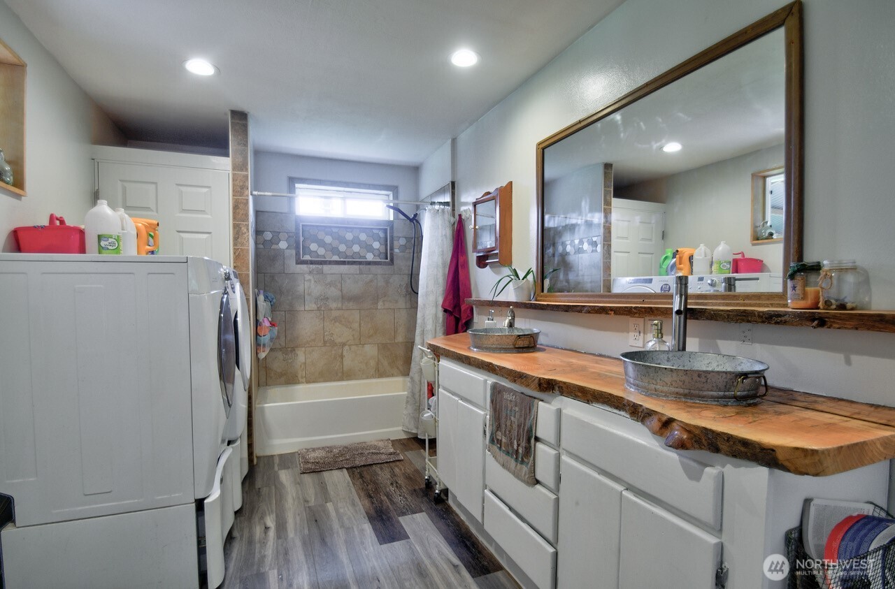 253 Kruger Road, Unit B Onalaska, WA 98570 - Photo 36 of 40