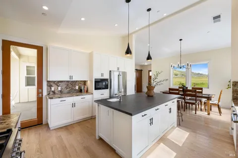 $1,423,000 | 6295 Sonoma Highway, Santa Rosa, CA 95409