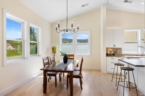 $1,423,000 | 6295 Sonoma Highway, Santa Rosa, CA 95409