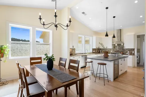 $1,423,000 | 6295 Sonoma Highway, Santa Rosa, CA 95409