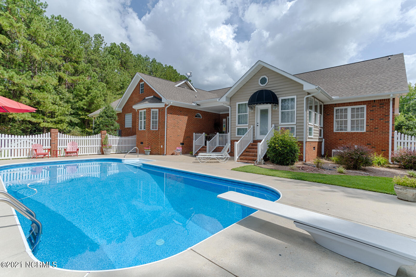 2175 Robersonville Road Washington, NC 27889 - Photo 30 of 111 Pool