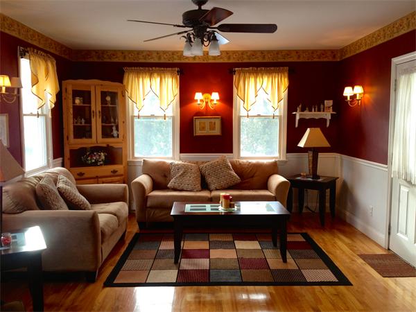 11 Superior Road Worcester, MA 01604 - Photo 4 of 8 Gallery Image 4