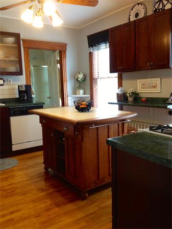 11 Superior Road Worcester, MA 01604 - Photo 5 of 8 Gallery Image 5
