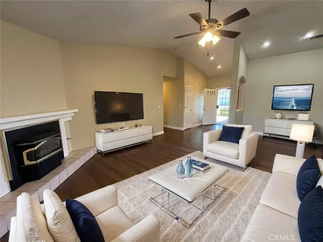 $429,900 | 207 Waterfront Court, Atwater, CA 95301