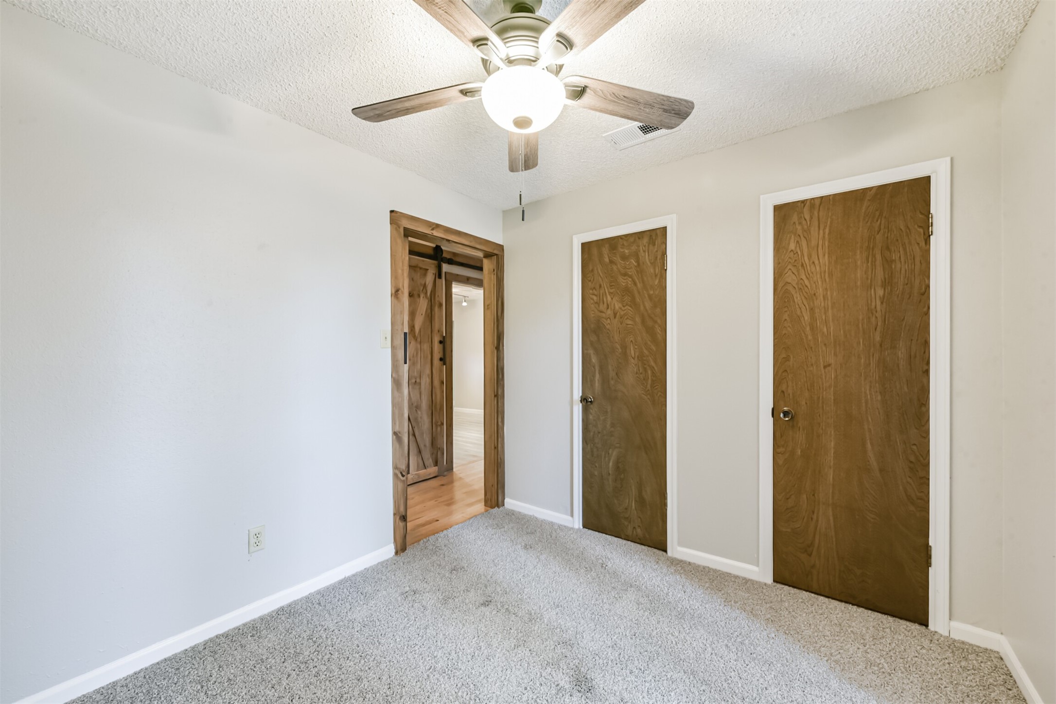 410 Riverside Drive Alvin, TX 77511 - Photo 26 of 33