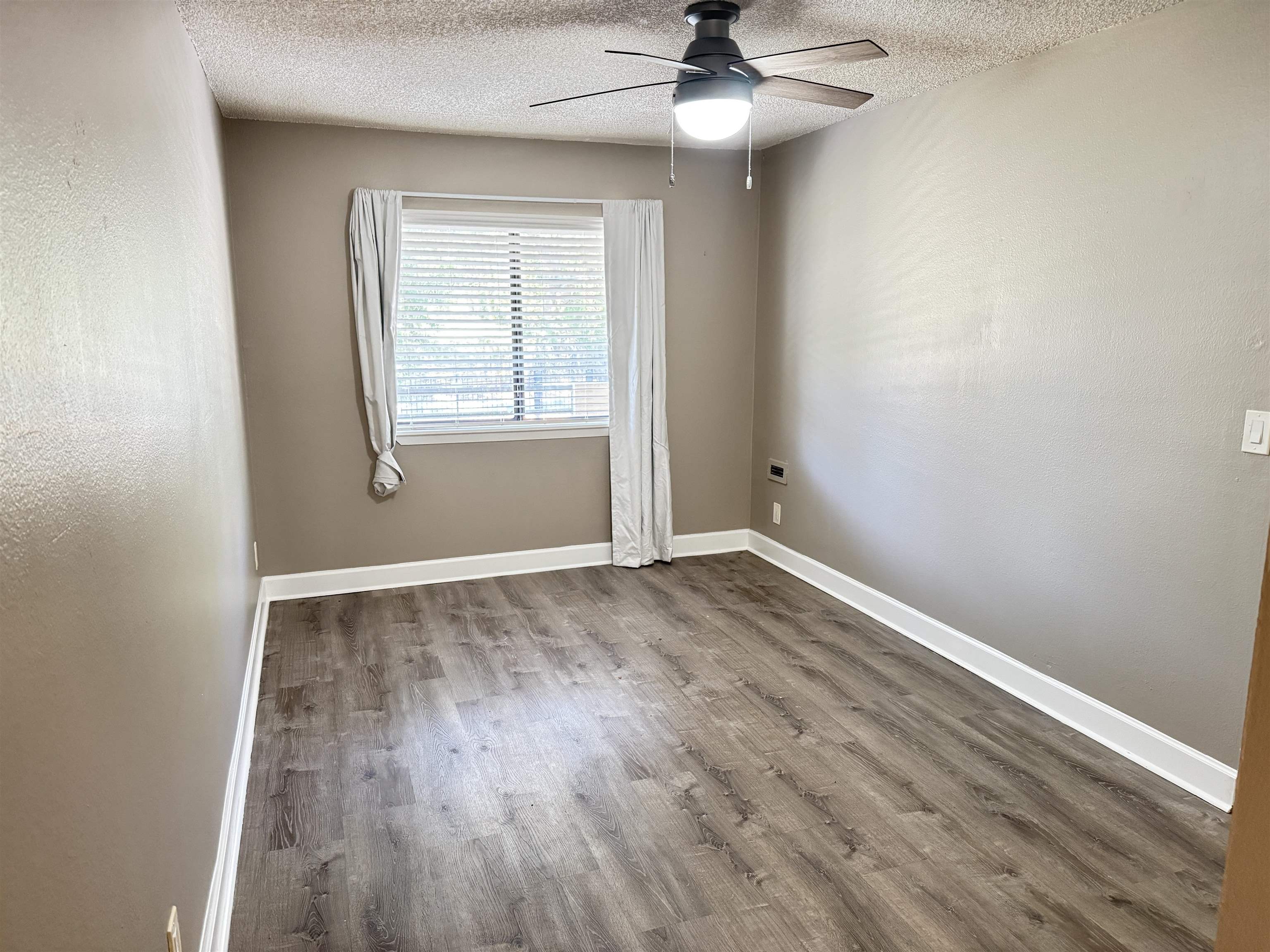 403 Hayden Road, Unit 211 Tallahassee, FL 32304 - Photo 10 of 18 Gallery Image 10