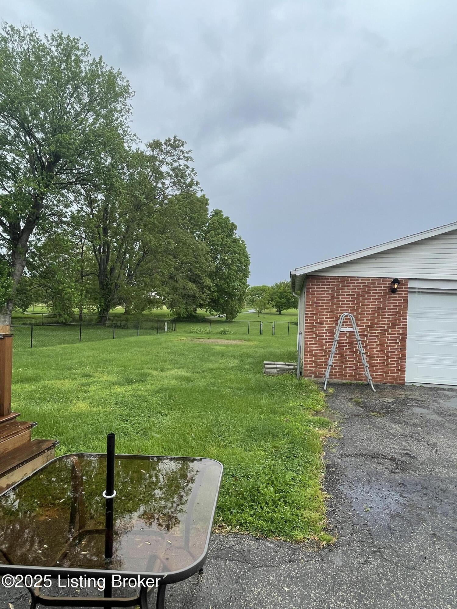 3405 Eva Road Louisville, KY 40216 - Photo 30 of 32 Another view of rear yard