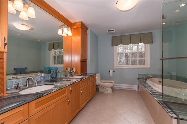 22 Ruddock Road Sudbury, MA 01776 - Photo 12 of 24 Gallery Image 12