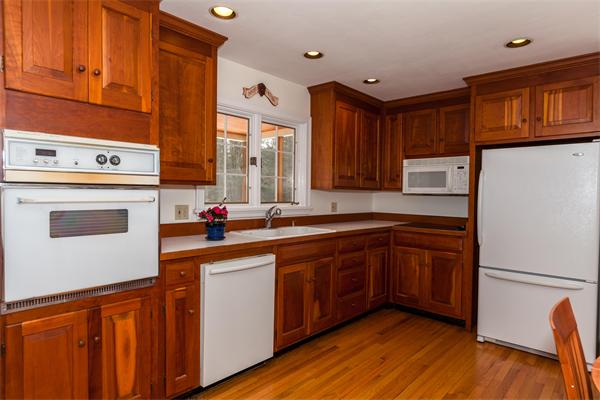 22 Ruddock Road Sudbury, MA 01776 - Photo 8 of 24 Gallery Image 8