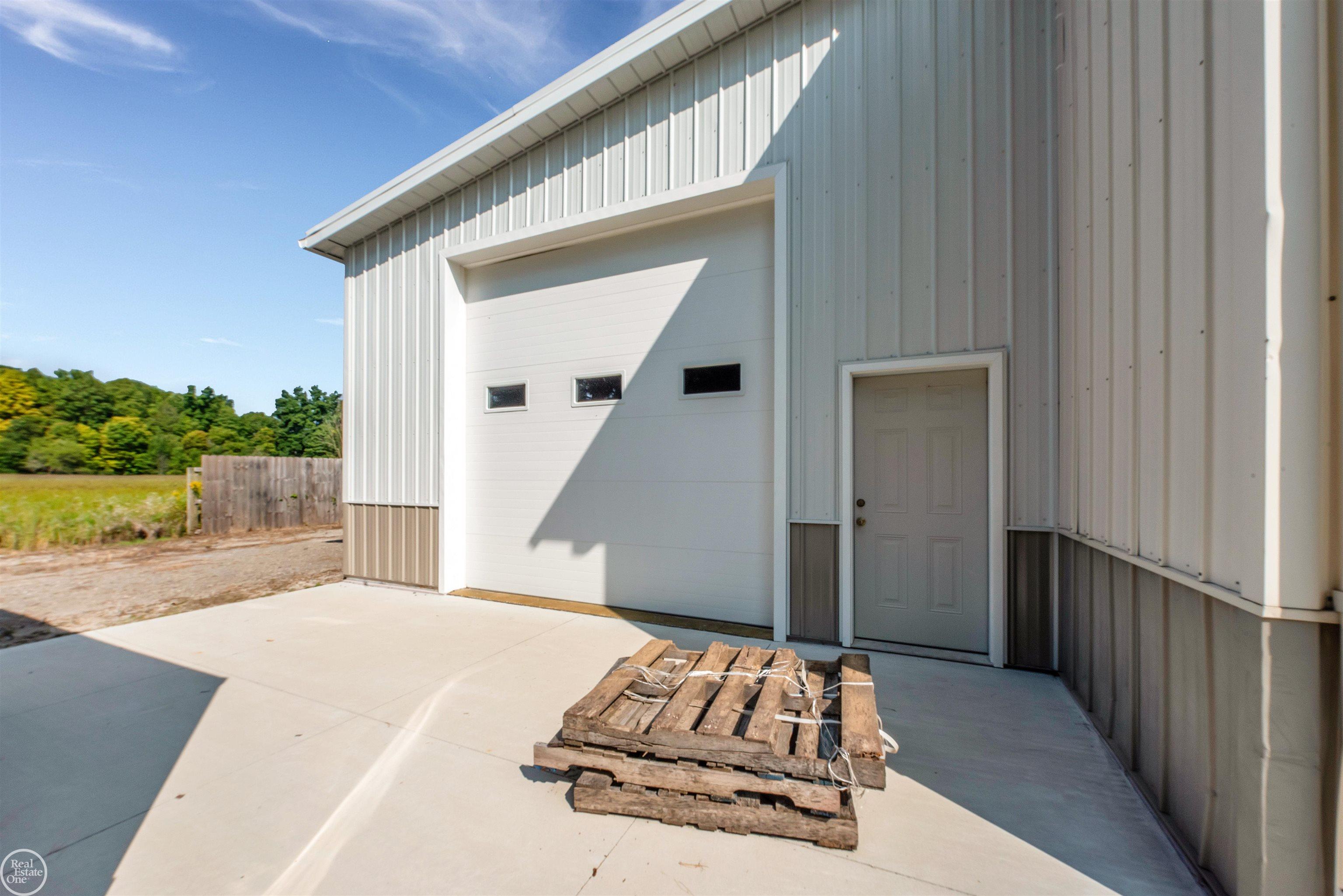 54465 Fairchild Road Macomb, MI 48042 - Photo 7 of 53 50120423-6.JPG