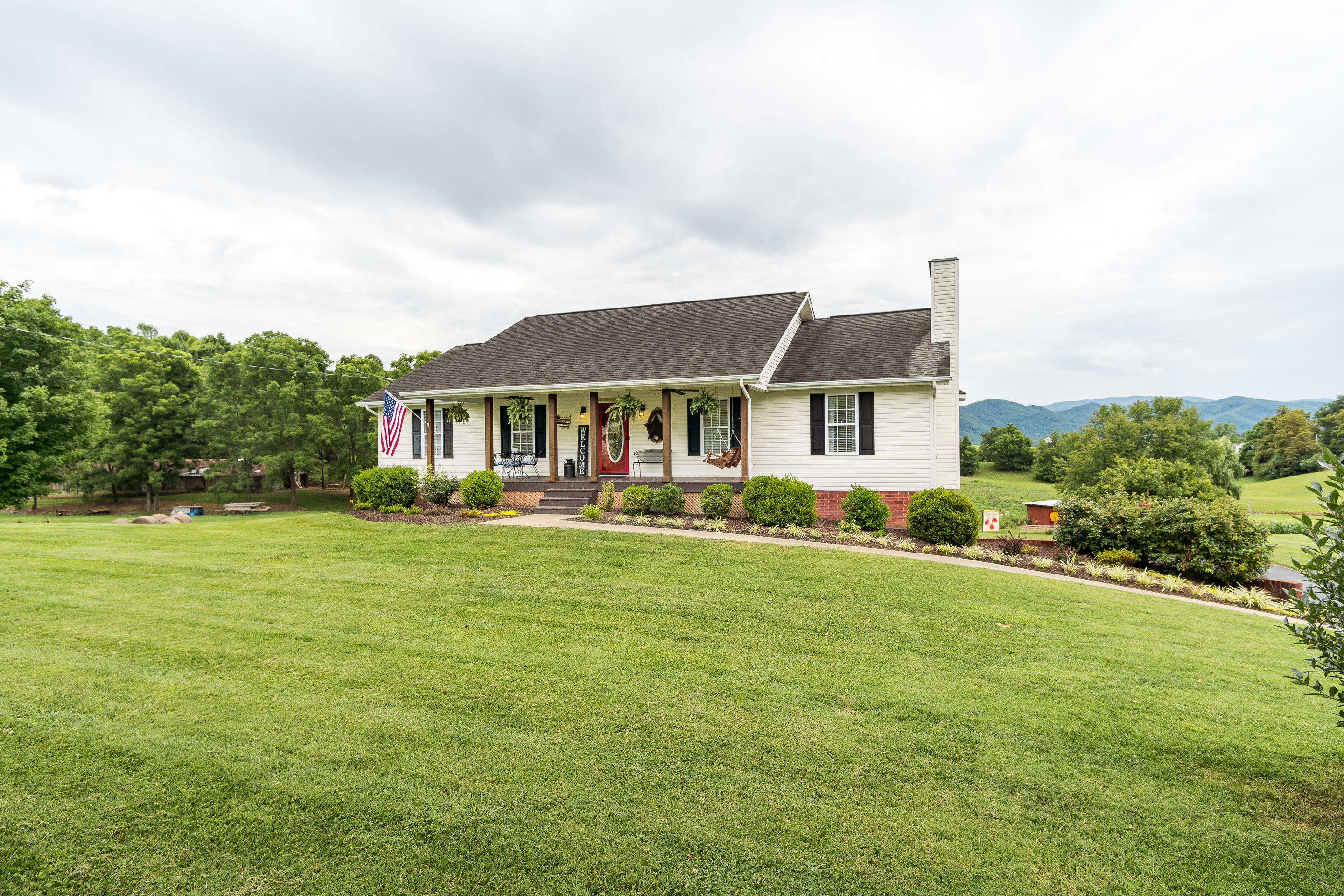 115 B Chase Road Jonesborough, TN 37659 - Photo 4 of 53 exterior-3