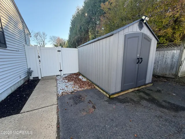 $3,500 | 710 Dow Avenue, Oakhurst, NJ 07755