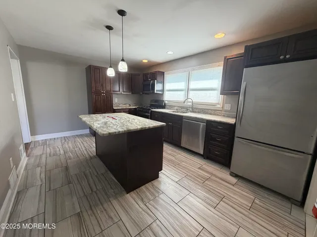 $3,500 | 710 Dow Avenue, Oakhurst, NJ 07755